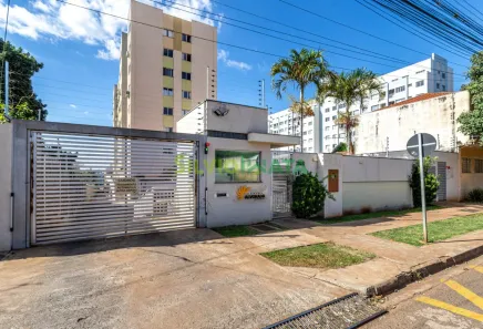 Apartamento com 2 Quartos para alugar, 52m² no Jardim Alvorada, Maringá