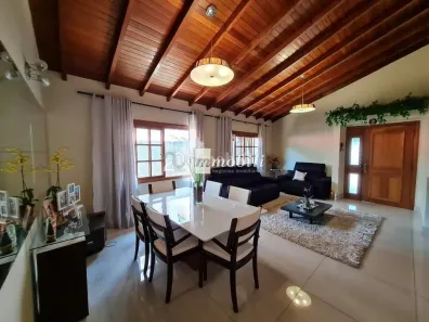 Casa de Condomínio com 3 Quartos à venda, 270m² no São Paulo II, Cotia