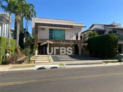 Sobrado com 4 Quartos à venda, 390m² no Residencial Granville, Goiânia
