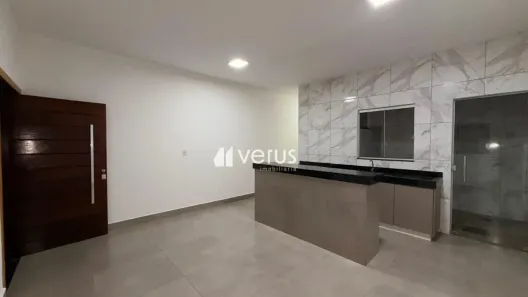 Casa com 2 Quartos para alugar, 100m² no Shopping Park, Uberlândia