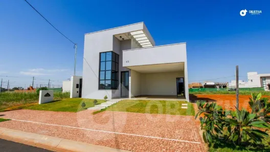 Casa de Condomínio com 3 Quartos à venda, 174m² no Novo Mundo, Uberlândia