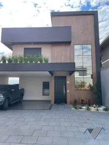 Casa de Condomínio com 4 Quartos à venda, 205m² no FAG, Cascavel