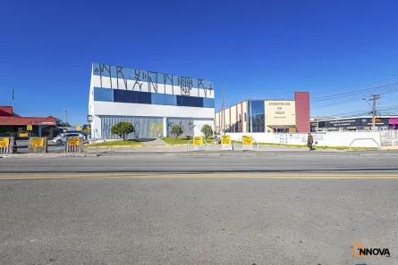 Prédio Comercial para alugar, 880m² no Guaraituba, Colombo