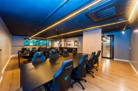 Sala Comercial para alugar, 524m² no Mossunguê, Curitiba