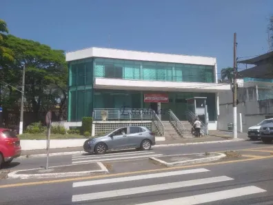 Prédio Comercial para alugar, 903m² no Vila Romana, São Paulo