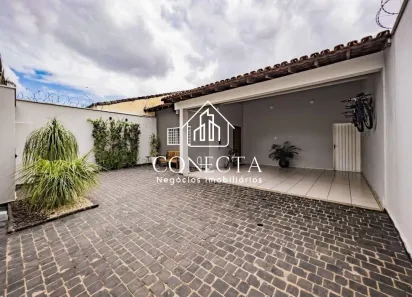 Casa com 3 Quartos à venda, 170m² no Jardim Karaíba, Uberlândia
