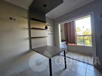 Apartamento com 2 Quartos para alugar, 60m² no Umuarama, Uberlândia