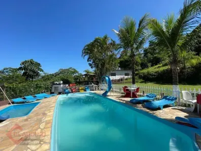 Fazenda/Sítio com 4 Quartos à venda, 300m² no Jardim das Cerejeiras, Arujá
