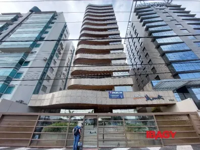 Cobertura com 2 Quartos para alugar, 300m² no Centro, Florianópolis