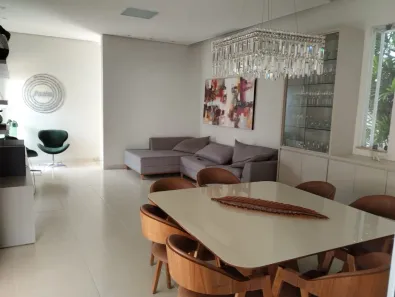 Casa de Condomínio com 3 Quartos à venda, 270m² no Aclimação, Uberlândia