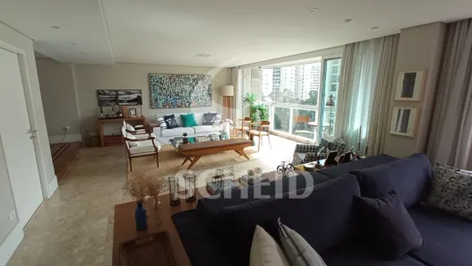 Apartamento com 3 Quartos para alugar, 200m² no Campo Belo, São Paulo