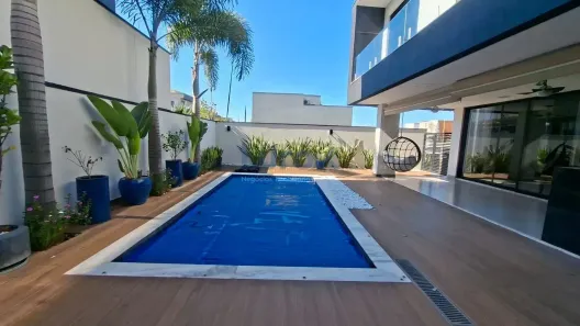 Casa de Condomínio com 3 Quartos para alugar, 262m² no Roncáglia, Valinhos