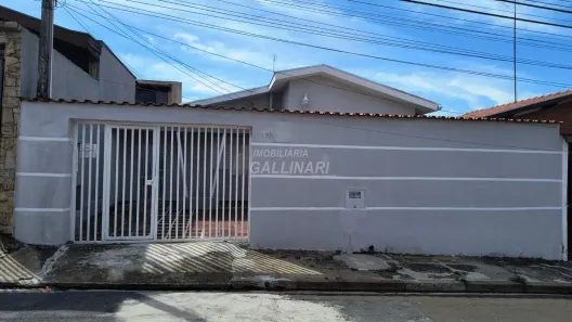 Casa com 3 Quartos para alugar, 138m² no Jardim García, Campinas