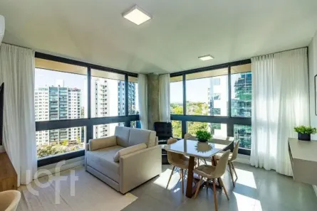 Apartamento com 1 Quarto à venda, 60m² no Três Figueiras, Porto Alegre