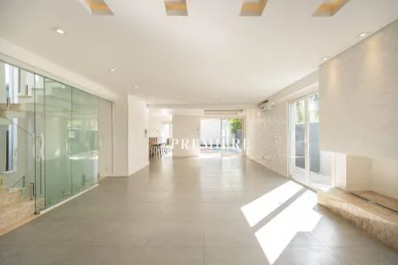 Casa de Condomínio com 3 Quartos à venda, 354m² no Santa Felicidade, Curitiba