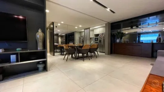 Apartamento com 3 Quartos à venda, 131m² no Agronômica, Florianópolis
