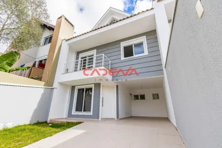 Sobrado com 4 Quartos à venda, 232m² no Pilarzinho, Curitiba