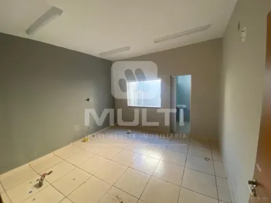 Casa com 1 Quarto para alugar, 600m² no Centro, Uberlândia