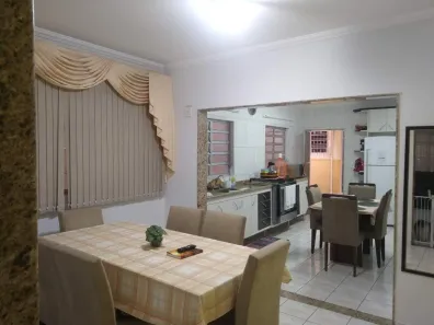 Sobrado com 3 Quartos à venda, 200m² no Parque Continental, Guarulhos