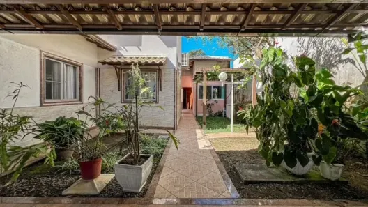 Casa de Condomínio com 5 Quartos à venda, 400m² no Morada de Laranjeiras, Serra