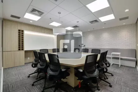 Sala Comercial para venda ou aluguel, 221m² no Vila Olímpia, São Paulo