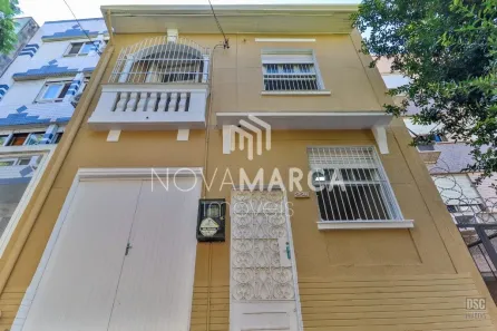 Casa com 3 Quartos à venda, 190m² no Rio Branco, Porto Alegre