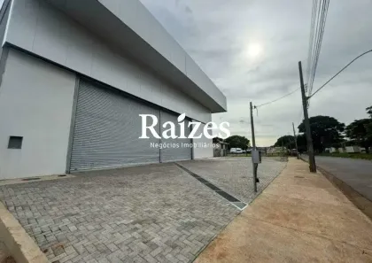 Galpão/Depósito/Armazém para alugar, 200m² no Segismundo Pereira, Uberlândia