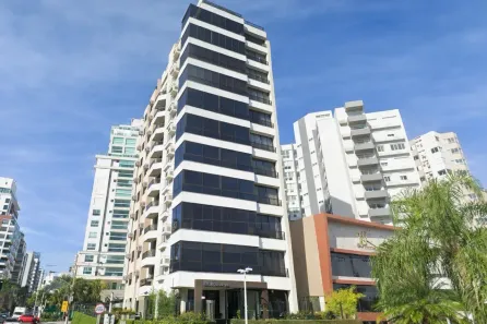 Apartamento com 4 Quartos para alugar, 290m² no Centro, Florianópolis