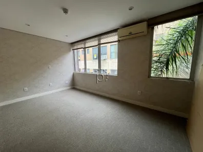 Sala Comercial à venda, 35m² no Tristeza, Porto Alegre