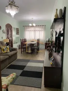 Casa com 3 Quartos à venda, 230m² no Vila Franci, São Paulo