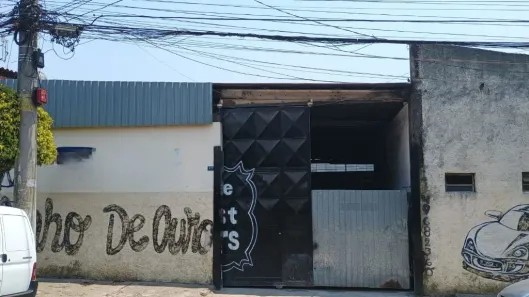 Galpão/Depósito/Armazém à venda, 250m² no Jardim Paraíso, Guarulhos