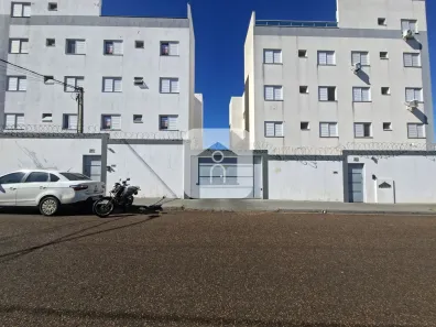 Cobertura com 3 Quartos para alugar, 156m² no Jardim Brasília, Uberlândia