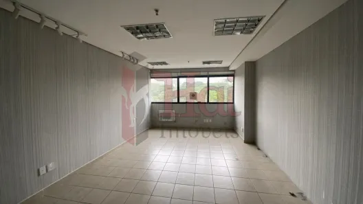 Sala Comercial para alugar, 30m² no Bom Retiro, São Paulo