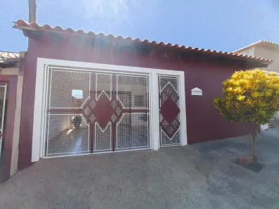 Casa com 3 Quartos à venda, 147m² no Núcleo Habitacional Alcides Matiuzzi, Marília