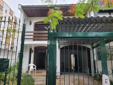 Sobrado com 4 Quartos à venda, 400m² no Petrópolis, Porto Alegre