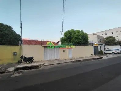 Casa com 6 Quartos para alugar, 240m² no Ininga, Teresina