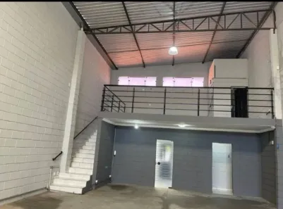 Galpão/Depósito/Armazém para alugar, 310m² no Jardim Tulipas, Sorocaba