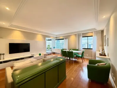 Apartamento com 3 Quartos para alugar, 150m² no Campo Belo, São Paulo