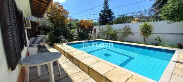 Casa de Condomínio com 3 Quartos à venda, 150m² no Maravista, Niterói