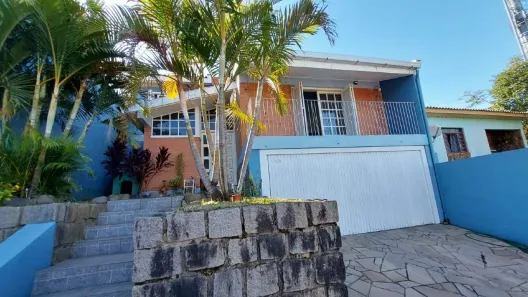 Casa com 4 Quartos à venda, 210m² no Krahe, Viamão