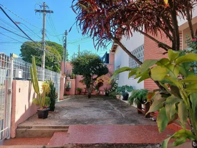 Casa com 3 Quartos à venda, 230m² no Jardim Bela Vista, Campinas