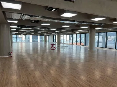 Sala Comercial para alugar, 779m² no Pinheiros, São Paulo