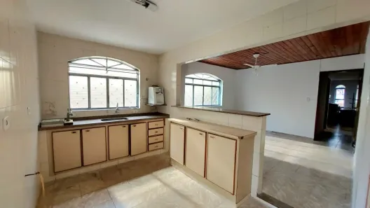 Casa com 3 Quartos à venda, 161m² no Jardim Aviação, Presidente Prudente