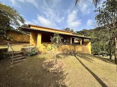 Fazenda/Sítio com 3 Quartos à venda, 1331m² no Chácaras Berro D'Água, Itu