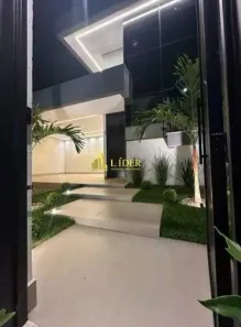 Casa com 3 Quartos à venda, 205m² no Novo Mundo, Uberlândia