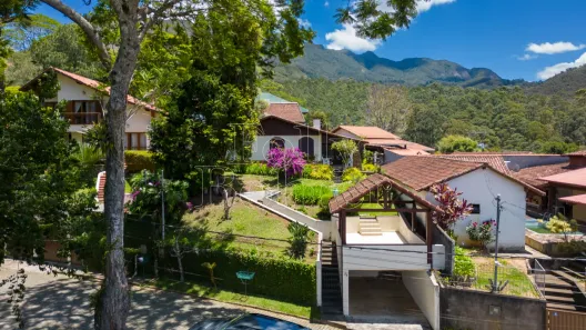Casa com 3 Quartos à venda, 194m² no Cascatinha, Nova Friburgo