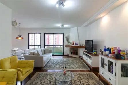 Apartamento com 3 Quartos à venda, 130m² no Moema, São Paulo