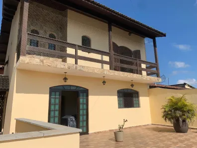 Sobrado com 3 Quartos para alugar, 250m² no Roncon, Ribeirão Pires