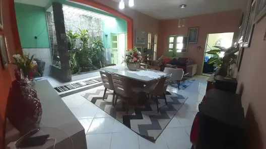 Casa com 5 Quartos à venda, 325m² no São José, Aracaju
