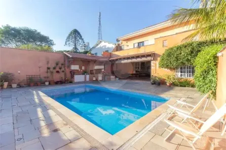 Sobrado com 4 Quartos à venda, 450m² no Sumaré, São Paulo